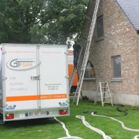 Spouw isoleren met EPS